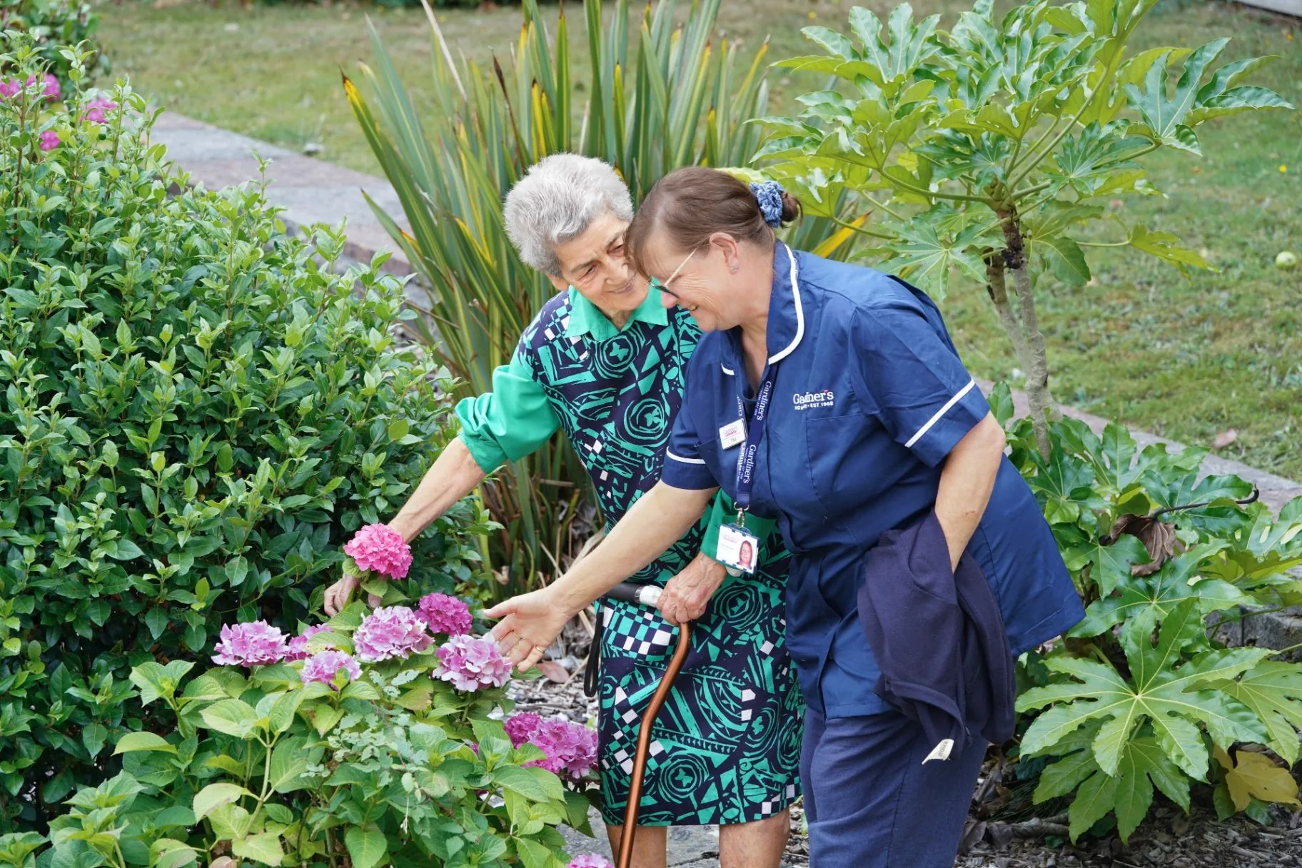 A Gardiner's carer supporting a long-standing client at home